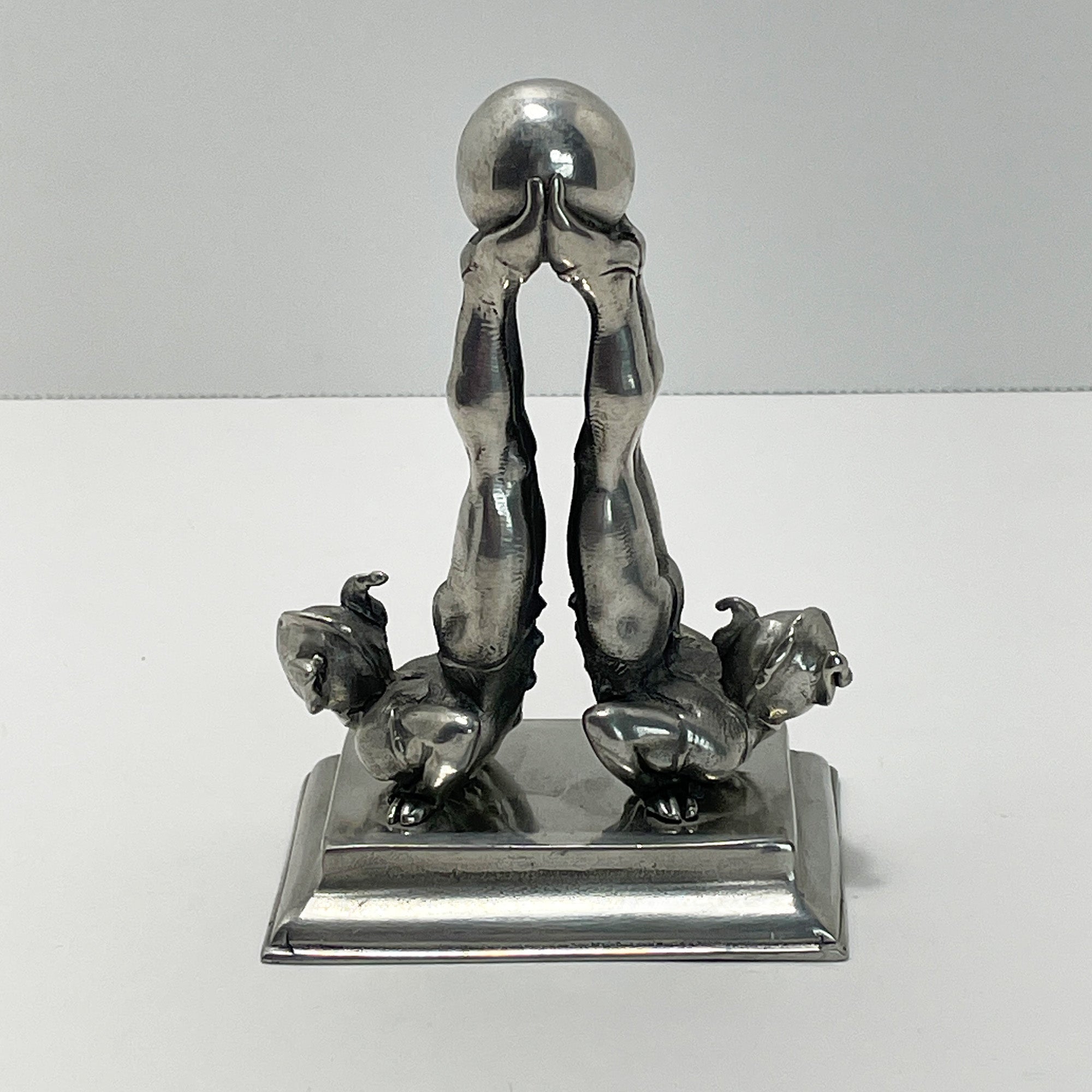 Sculpture – Pigeon Squared
