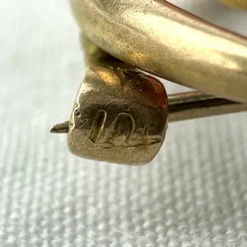 10k Gold Fleur de Lis on a Crescent Moon Brooch