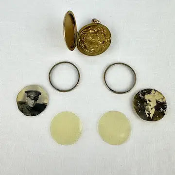 14k Gold Art Nouveau Repousse Locket