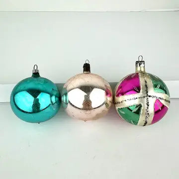 5 Vintage Aqua Silver and Pink Polish Ornaments