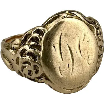 Antique 10k Gold Signet Ring