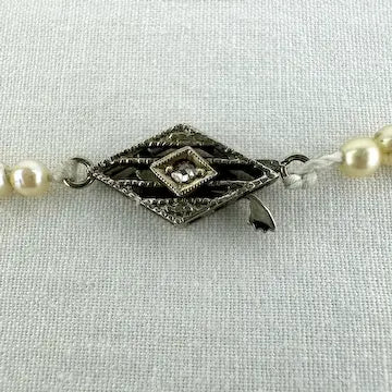 Art Deco Hand knotted Pearl Necklace with 14k White Gold and Diamond Clasp 21.5”