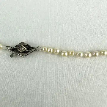 Art Deco Hand knotted Pearl Necklace with 14k White Gold and Diamond Clasp 21.5”