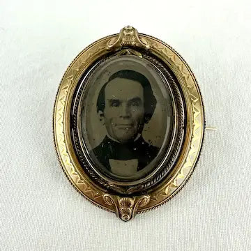 Family Photos & Mourning Brooches 14k Gold, Daguerreotype, Tintypes