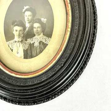 Rare Gutta Percha Oval Picture Frame
