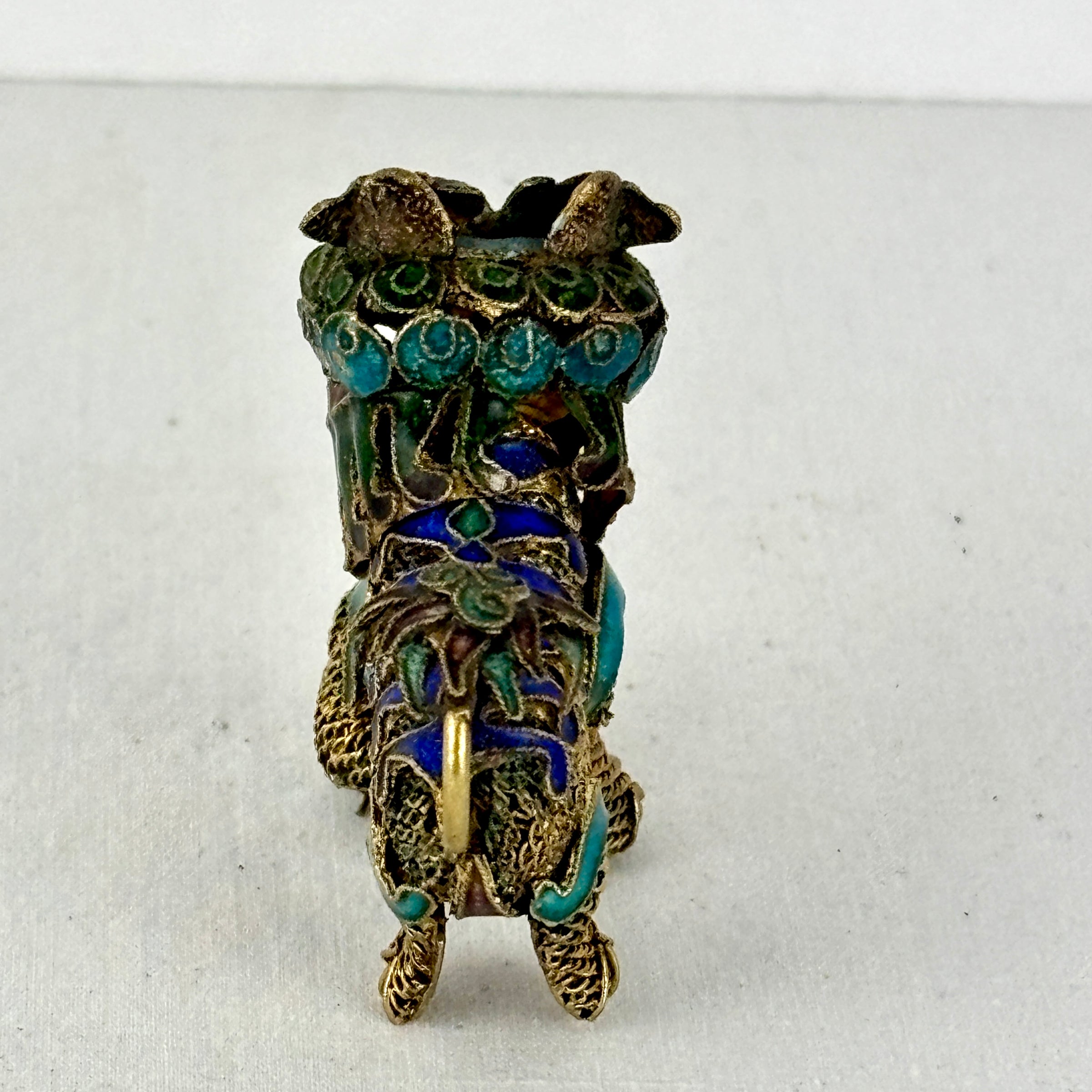 Early 20th‑Century Chinese Cloisonné Guardian Lions • Rotating Heads & Spinning Balls • Miniature Filigree Pair