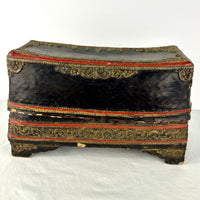19th‑Century Burmese Gilded Lacquer Manuscript Chest – Mandalay Thayo Relief – Bamboo & Wood Construction – c.1880–1920