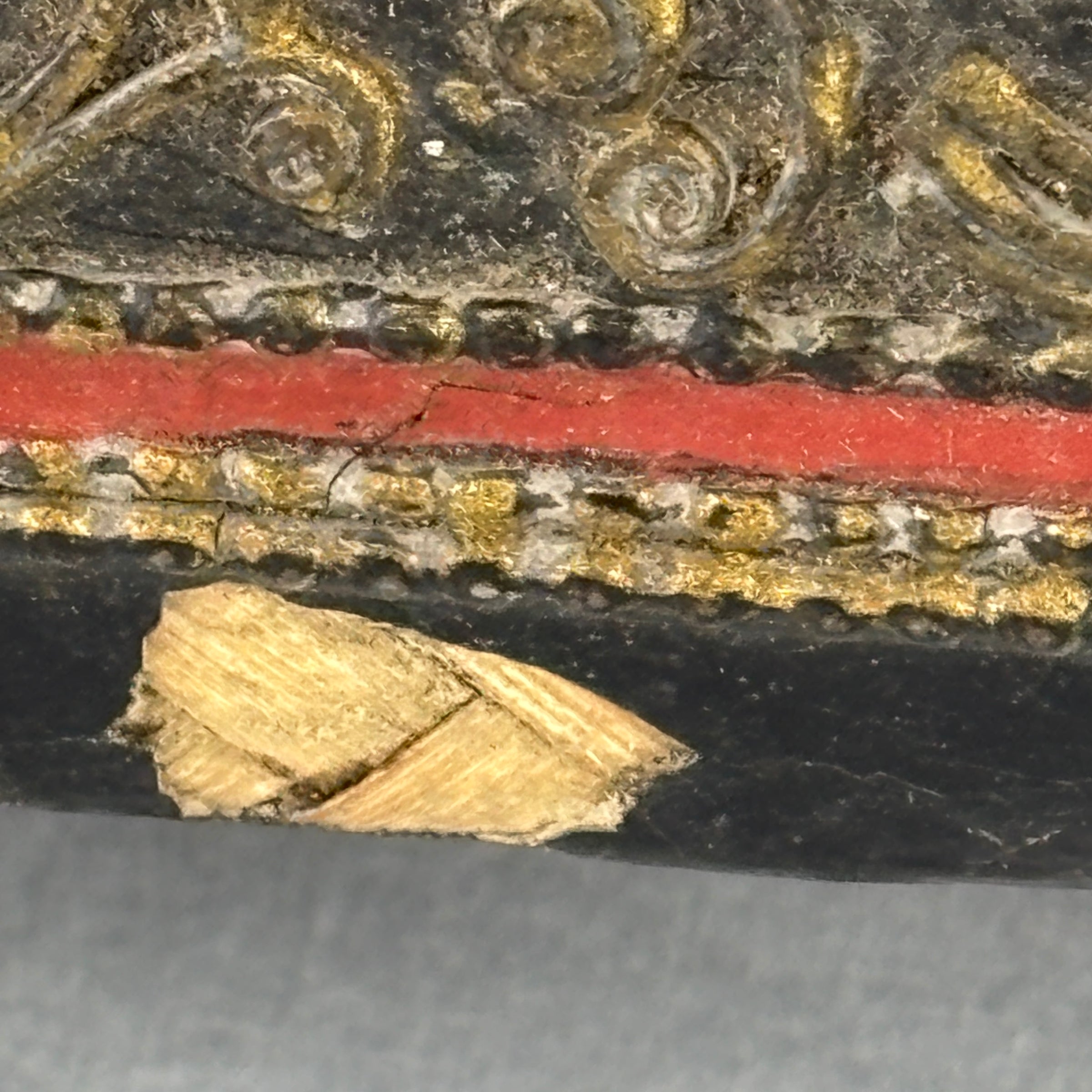 19th‑Century Burmese Gilded Lacquer Manuscript Chest – Mandalay Thayo Relief – Bamboo & Wood Construction – c.1880–1920