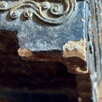 19th‑Century Burmese Gilded Lacquer Manuscript Chest – Mandalay Thayo Relief – Bamboo & Wood Construction – c.1880–1920