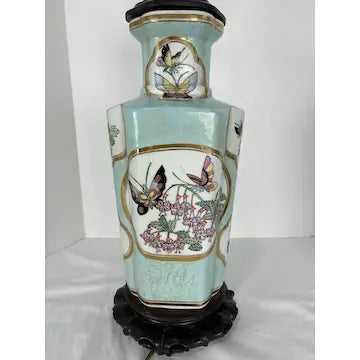Pair of Vintage Chinese Porcelain Chinoiserie Lamps