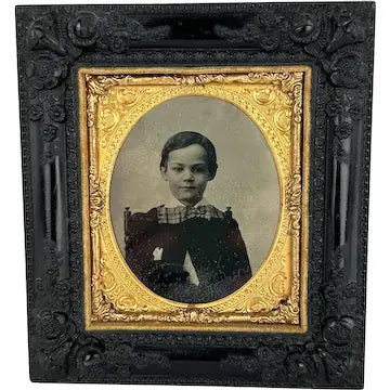 Rare Victorian Gutta Percha Picture Frame