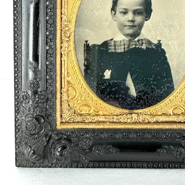 Rare Victorian Gutta Percha Picture Frame