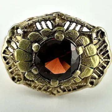 Vintage 10k Gold Filigree Garnet Ring