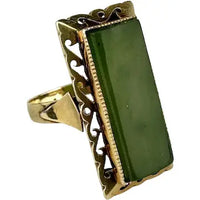 Vintage 14k Gold and Nephrite Jade Ring Size 5.25