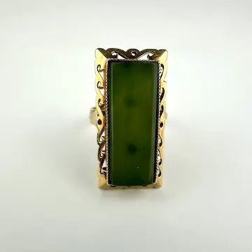 Vintage 14k Gold and Nephrite Jade Ring Size 5.25
