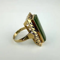 Vintage 14k Gold and Nephrite Jade Ring Size 5.25