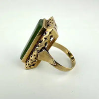Vintage 14k Gold and Nephrite Jade Ring Size 5.25