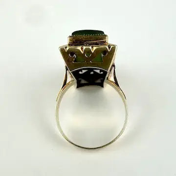 Vintage 14k Gold and Nephrite Jade Ring Size 5.25