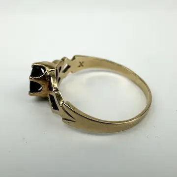 Vintage 14k Gold Sapphire Ring Size 5.25