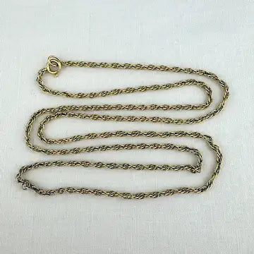 Vintage 9k solid yellow gold rope twist chain.
