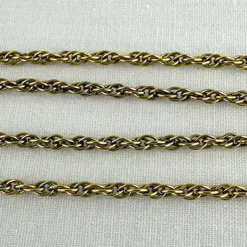 Vintage 9k solid yellow gold rope twist chain.