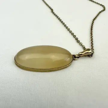 Vintage Agate Pendant Necklace 14k Gold Bezel on a 18k Gold Filled Chain