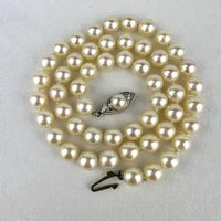 Vintage Hand Knotted Pearl Choker Necklace with 14k Gold Clasp