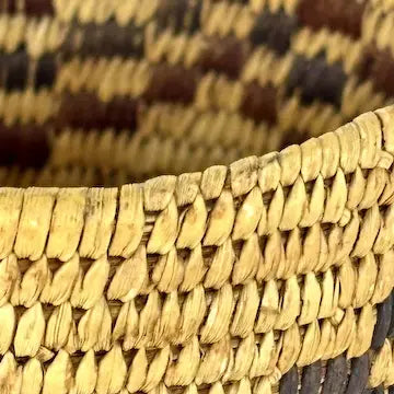 Vintage Handwoven Native American Pima Basket with Zig zag Pattern