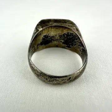 Vintage Native American Turquoise and Mother of Pearl Ring Size 9
