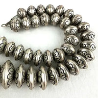 Vintage Navajo Silver Graduated Disc Necklace