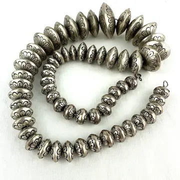 Vintage Navajo Silver Graduated Disc Necklace