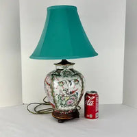 Vintage Porcelain Chinese Famille Rose Medallion Table Lamp