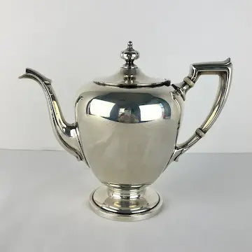 Vintage Sterling Silver Reed & Barton “Pointed Antique” Teapot